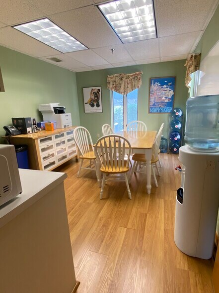More Photos Of 23 Hubbard Rd, Wilton Medical For Lease