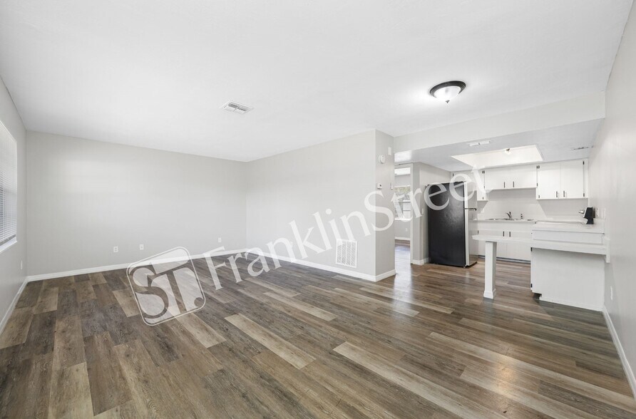 More Photos Of 4111 Alabama, Homosassa Apartments For Sale