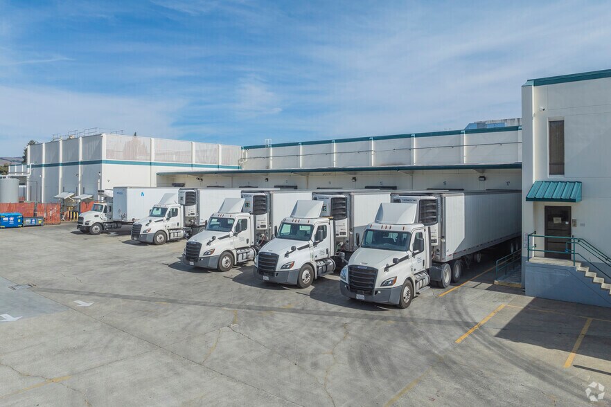 More Photos Of 33400 Dowe Ave, Union City Refrigeration Cold Storage For Lease