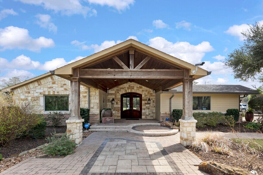 More Photos Of 8711 Hufsmith Kuykendahl Rd, Tomball Industrial For Sale