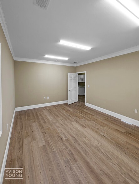 More Photos Of 318 Creekstone Rdg, Woodstock Medical For Lease