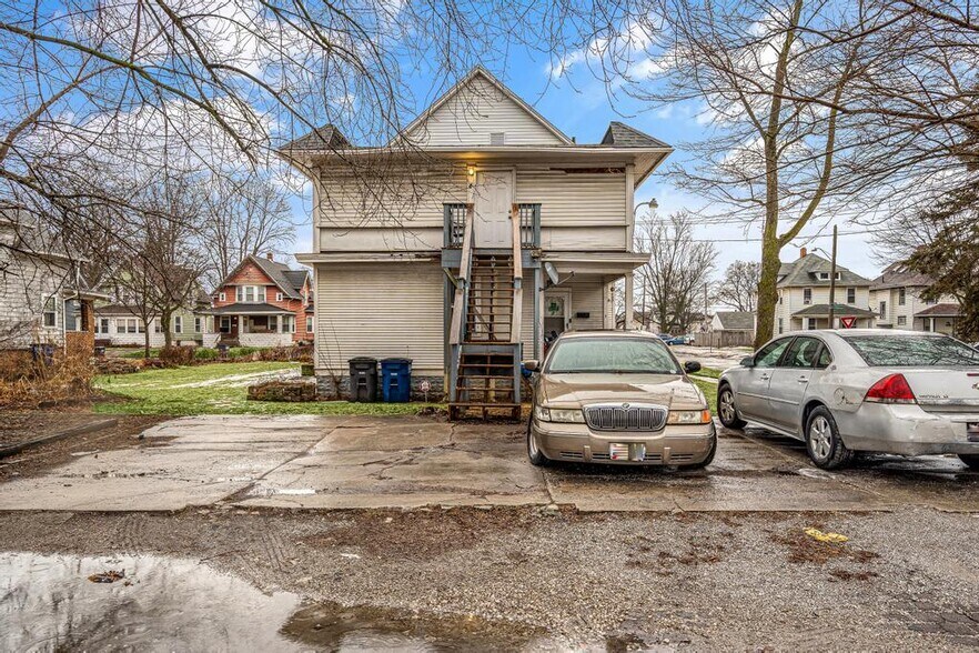 More Photos Of 4201 Burnham Ave, Toledo Apartments For Sale