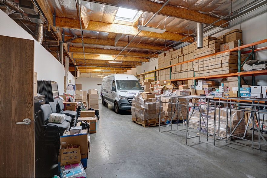 More Photos Of 41551 Date St, Murrieta Light Manufacturing For Sale