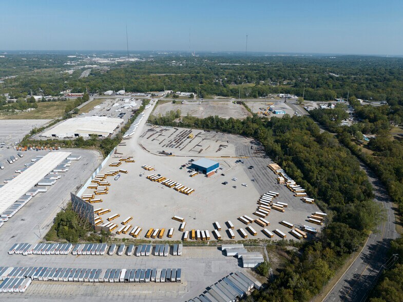 More Photos Of 8753 E US 40 Hwy, Kansas City Land For Lease