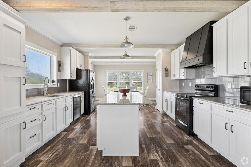 More Photos Of 865 County Road 446, Rockdale Warehouse For Sale