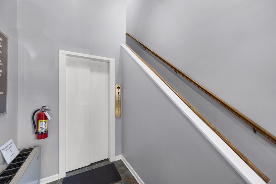More Photos Of 116 N Church St, Jackson Office For Lease