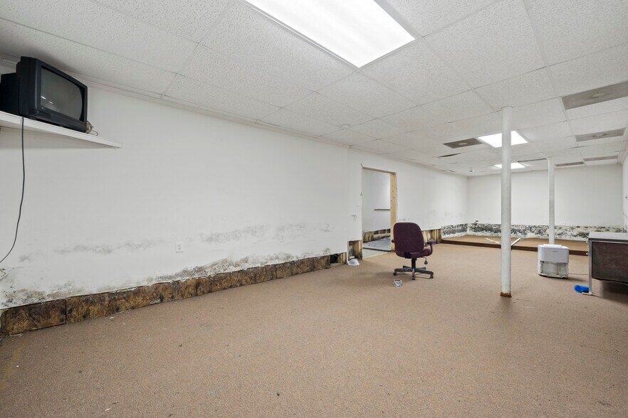 More Photos Of 3305 Stockton St, Winston-Salem Medical For Sale