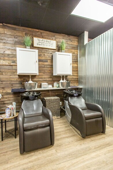 More Photos Of 3005 US Highway 84, Blackshear Storefront For Sale