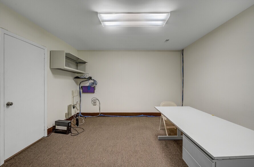 More Photos Of 136 W Lancaster Ave, Paoli Medical For Lease