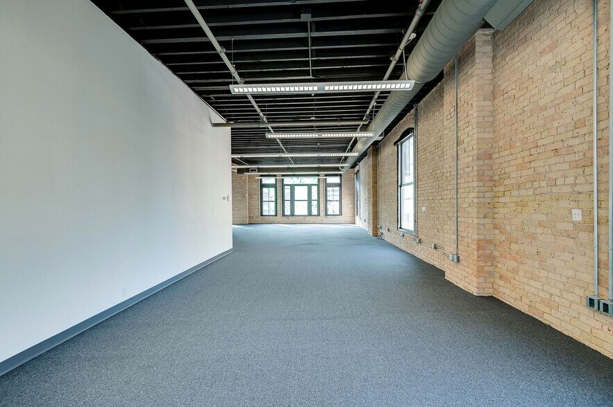 More Photos Of 211 N 1st St, Minneapolis Loft Creative Space For Lease