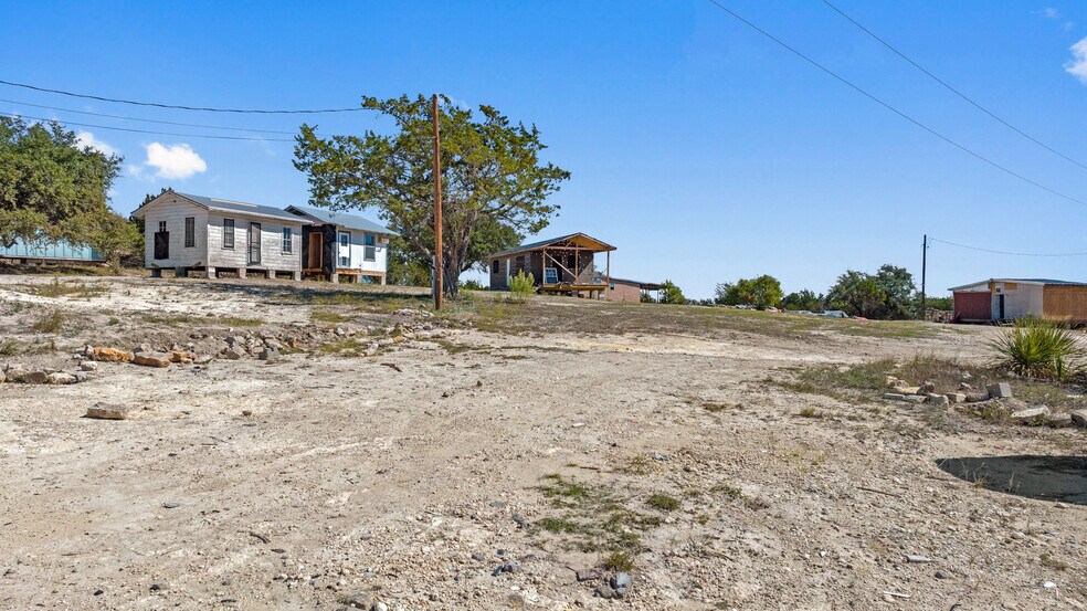 More Photos Of 8662 US 281 hwy, Blanco Land For Sale