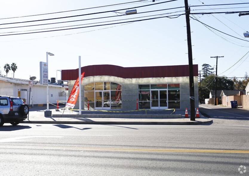 More Photos Of 5961 Laurel Canyon Blvd, Valley Village Storefront For Lease