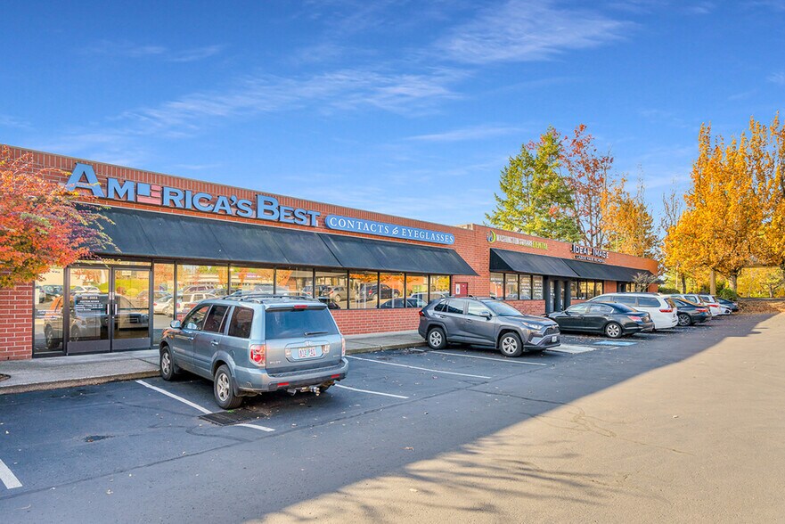 More Photos Of 9225 SW Hall Blvd, Tigard Unknown For Lease