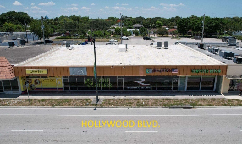 More Photos Of 4441-4449 Hollywood Blvd, Hollywood Storefront For Sale