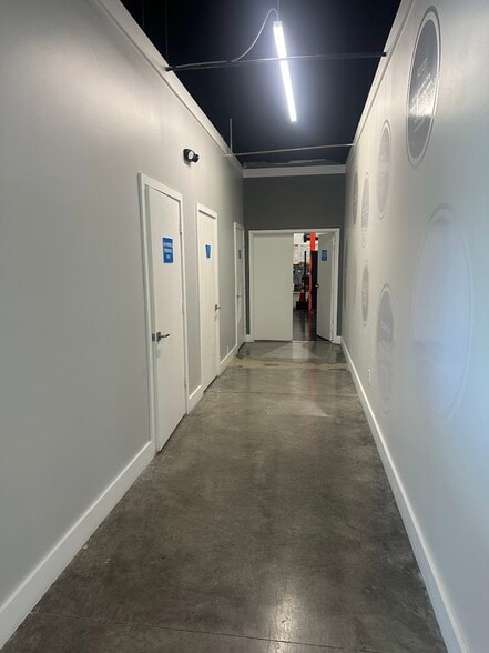 More Photos Of 161 Commerce Rd, Boynton Beach Warehouse For Sale