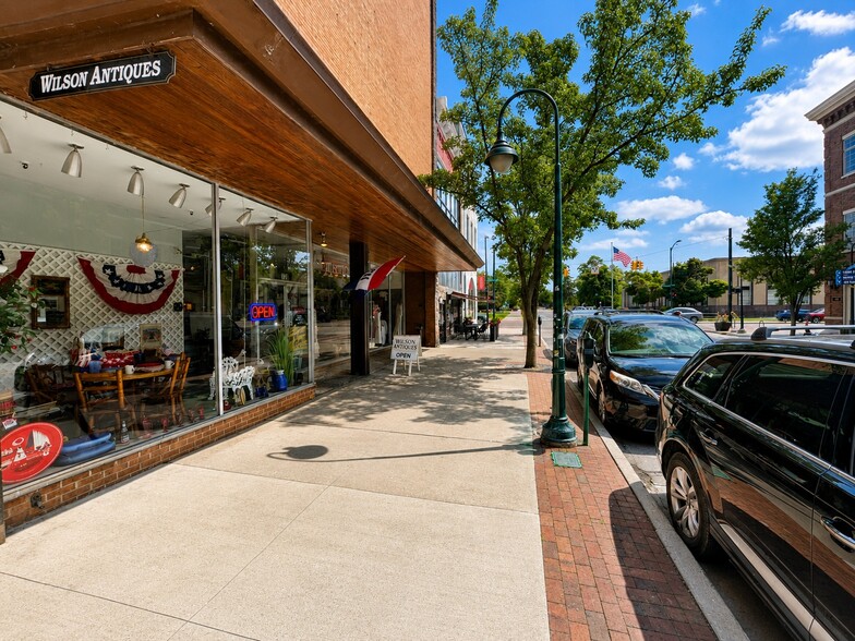 More Photos Of 123 S Union St, Traverse City Freestanding For Sale