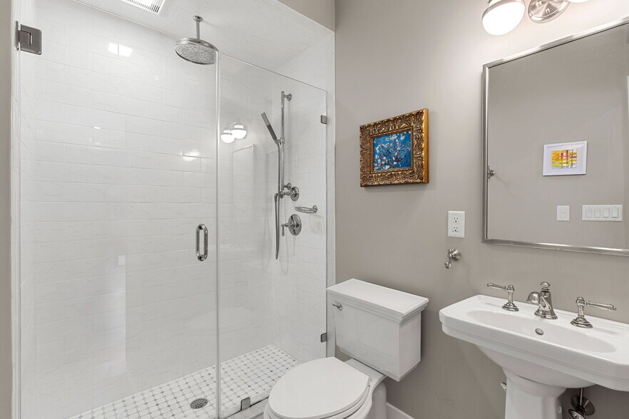 More Photos Of 314 Essex St, Salem Specialty For Sale
