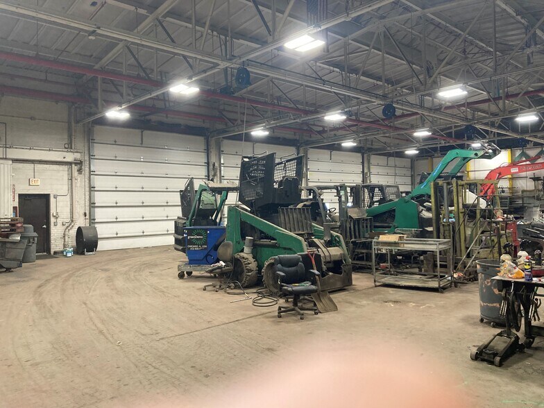 More Photos Of 4840 S Saint Louis Ave, Chicago Warehouse For Lease