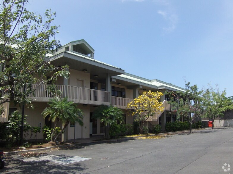 More Photos Of 74-5620 Palani Rd, Kailua Kona Office For Lease