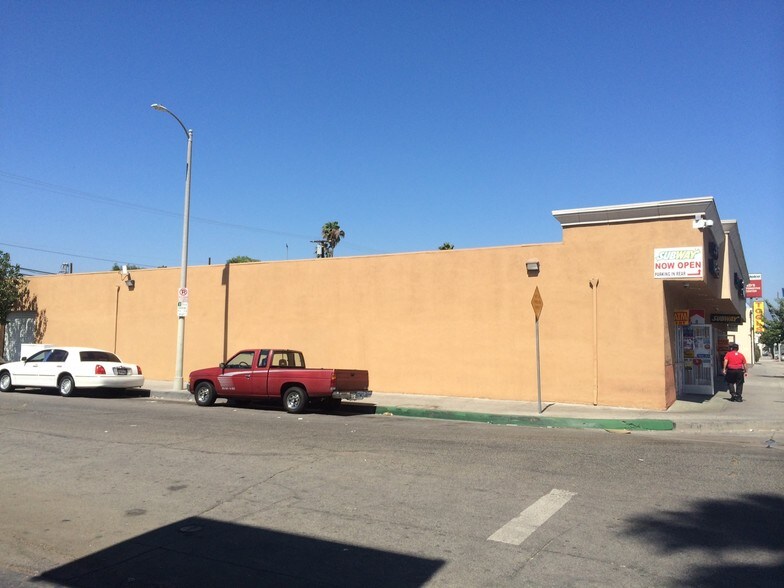 More Photos Of 11651-11663 Sherman Way, North Hollywood General Retail For Lease