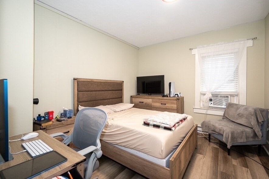 More Photos Of 9-11 Maple St, Spencer Multifamily For Sale
