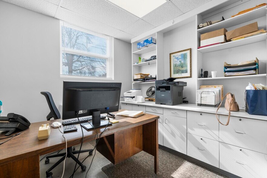 More Photos Of 385 Main St, West Haven Medical For Sale