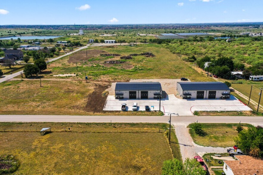 More Photos Of 2036 Seaborn Road Building 3 Suite A, Ponder Warehouse For Lease