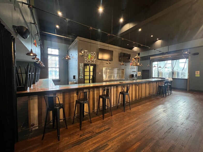 More Photos Of 3800 Colley Ave, Norfolk Restaurant For Lease