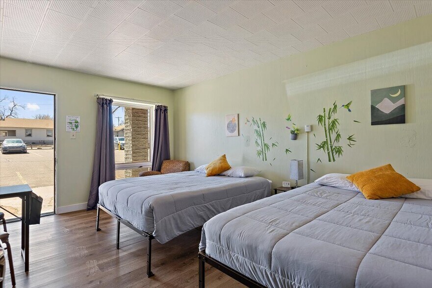 More Photos Of 215 E 3rd St, La Junta Hotel For Sale