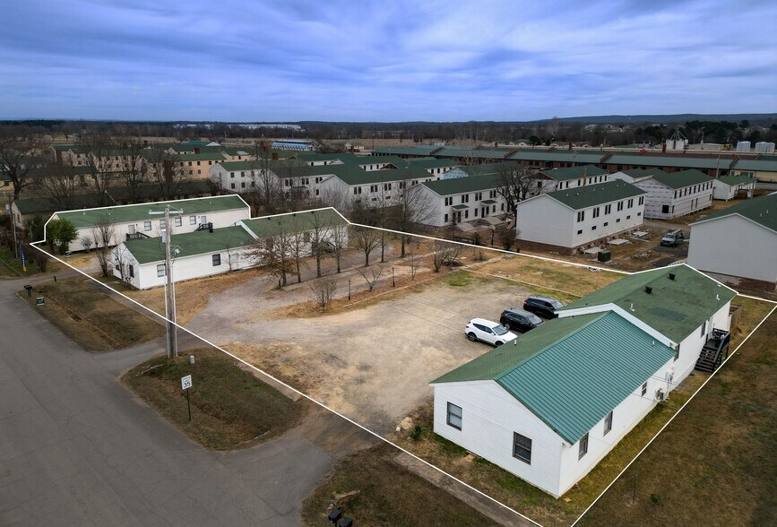 More Photos Of 7421 Terry St, Fort Smith Specialty For Sale