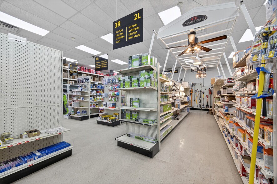 More Photos Of 1100 Winchester Hwy, Fayetteville Freestanding For Sale