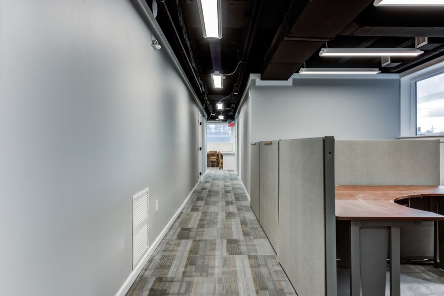 More Photos Of 25300 Lorain Rd, North Olmsted Medical For Lease