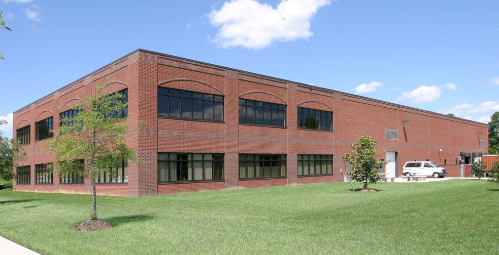 More Photos Of 1000 Technology Park Dr, Glen Allen Warehouse For Lease