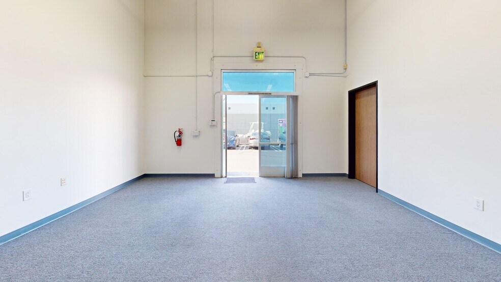 More Photos Of 29826-29832 Avenida De Las Banderas, Rancho Santa Margarita Warehouse For Lease