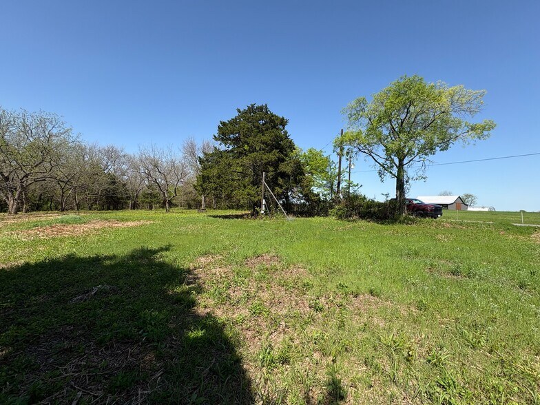 More Photos Of 1021 Rockport rd, Sherman Land For Sale