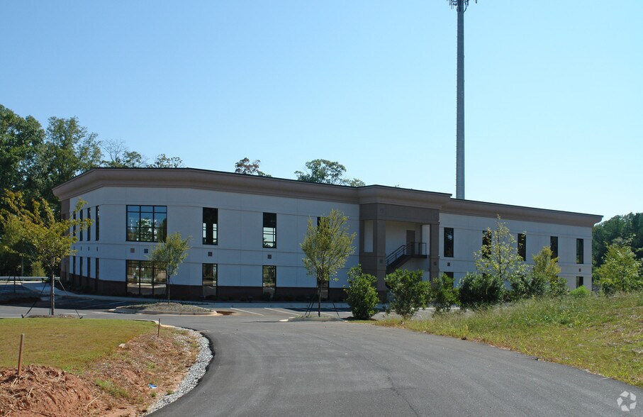 More Photos Of 5461 Hillandale Dr, Lithonia Medical For Lease