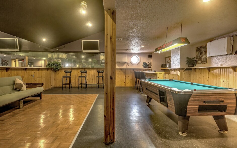 More Photos Of 399 Wolcott Rd, Wolcott Restaurant For Sale