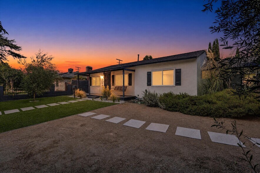 More Photos Of 6512 Coldwater Canyon Ave, Valley Glen Apartments For Sale