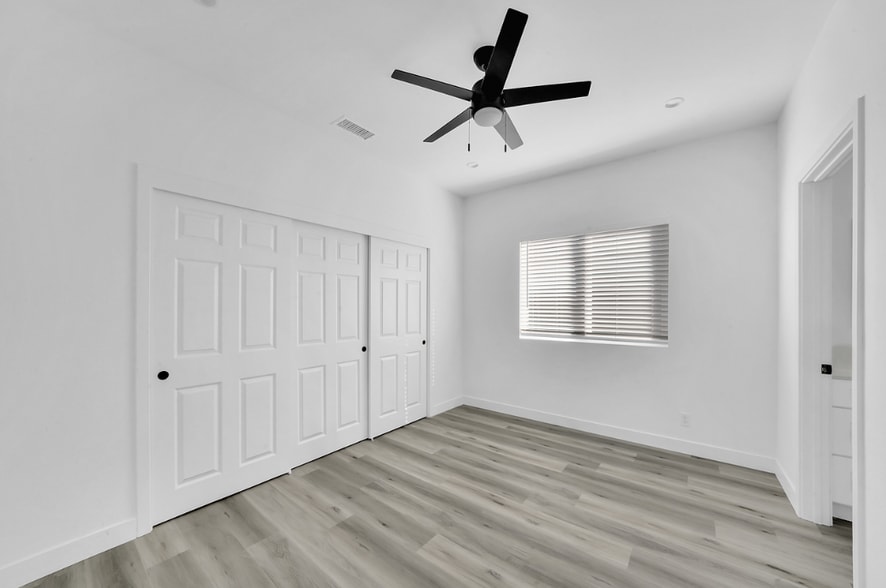 More Photos Of 24521 Raymond Way, Lake Forest Apartments For Sale