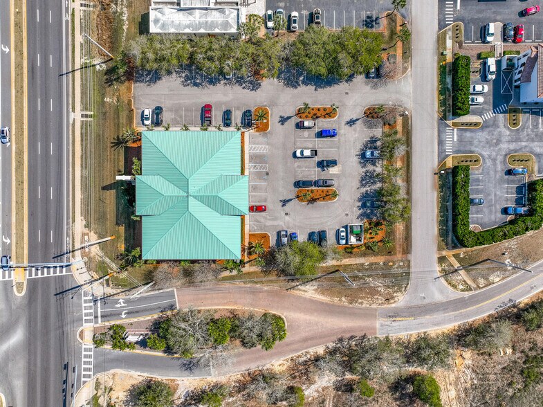 More Photos Of 4635 Gulfstarr Dr, Destin Medical For Sale