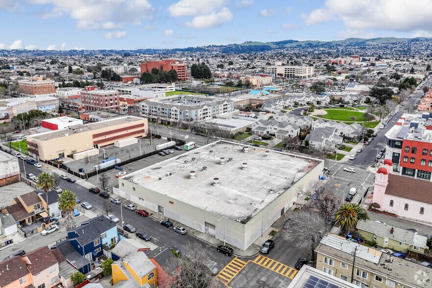More Photos Of 217 Harbour Way, Richmond Warehouse For Lease
