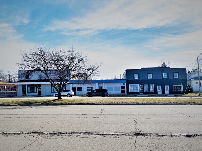 More Photos Of 539 Blackhawk Blvd, South Beloit Medical For Lease