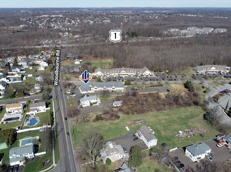 More Photos Of 668 Woodbourne Rd, Langhorne Office For Lease