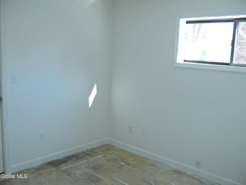 More Photos Of 76 Front St, Ballston Spa Coworking Space