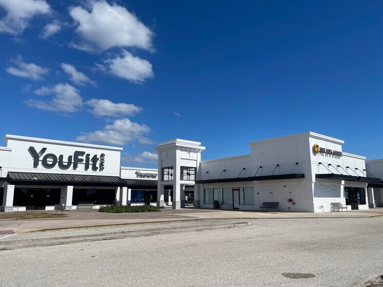 More Photos Of 3280 Tamiami Trl, Port Charlotte Unknown For Lease