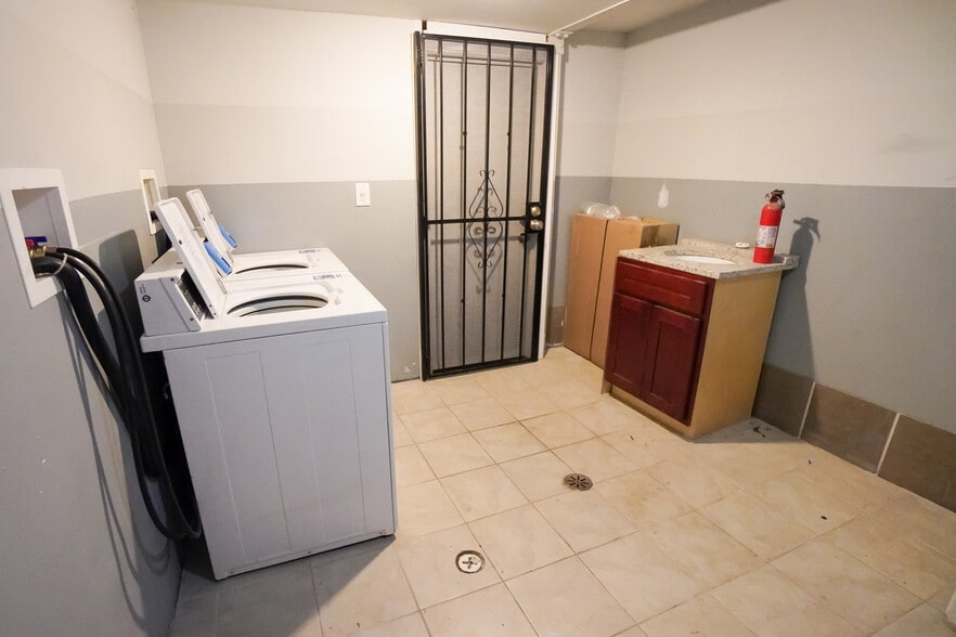 More Photos Of 4139 S Prairie Ave, Chicago Apartments For Sale