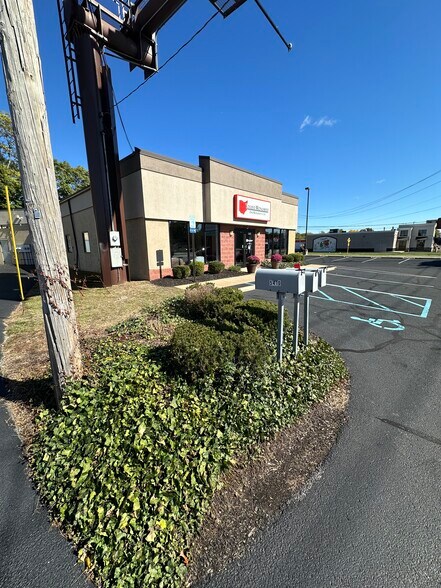 More Photos Of 5412 Monroe St, Toledo Storefront For Sale