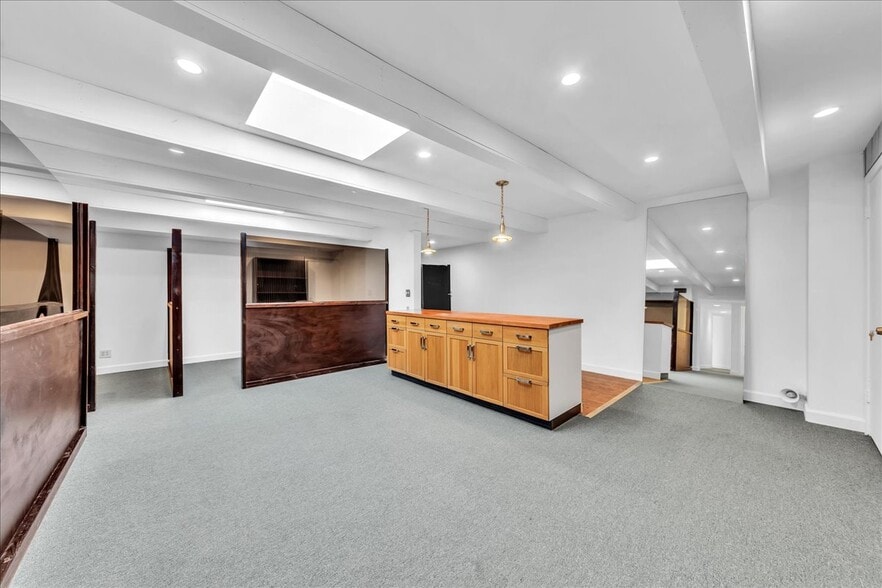 More Photos Of 500 NE 25th St, Pompano Beach Flex For Lease