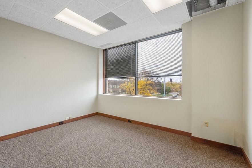 More Photos Of 344 W Genesee St, Syracuse Loft Creative Space For Lease