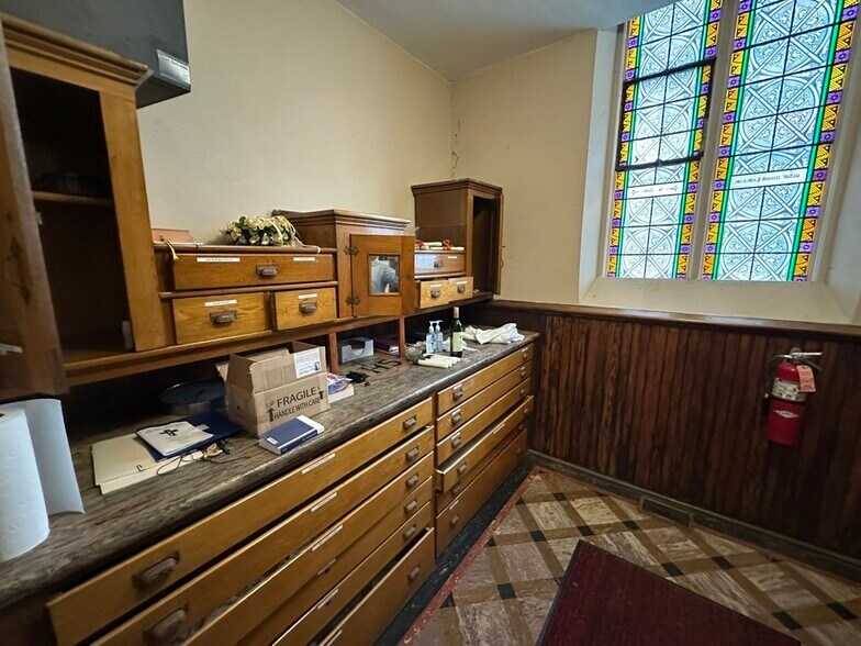 More Photos Of 24 Elm, Andover Religious Facility For Sale